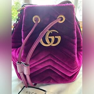Gucci GG Marmont Velvet Bucket Bag